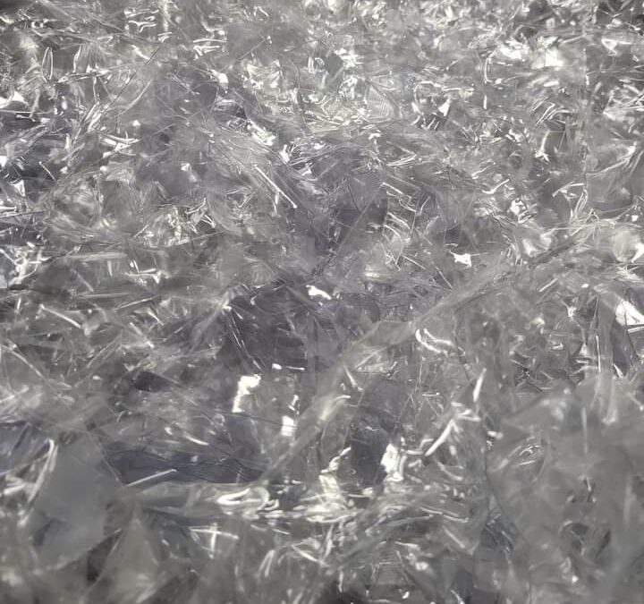 Aparas de PVC cristal transparentes para reciclagem industrial